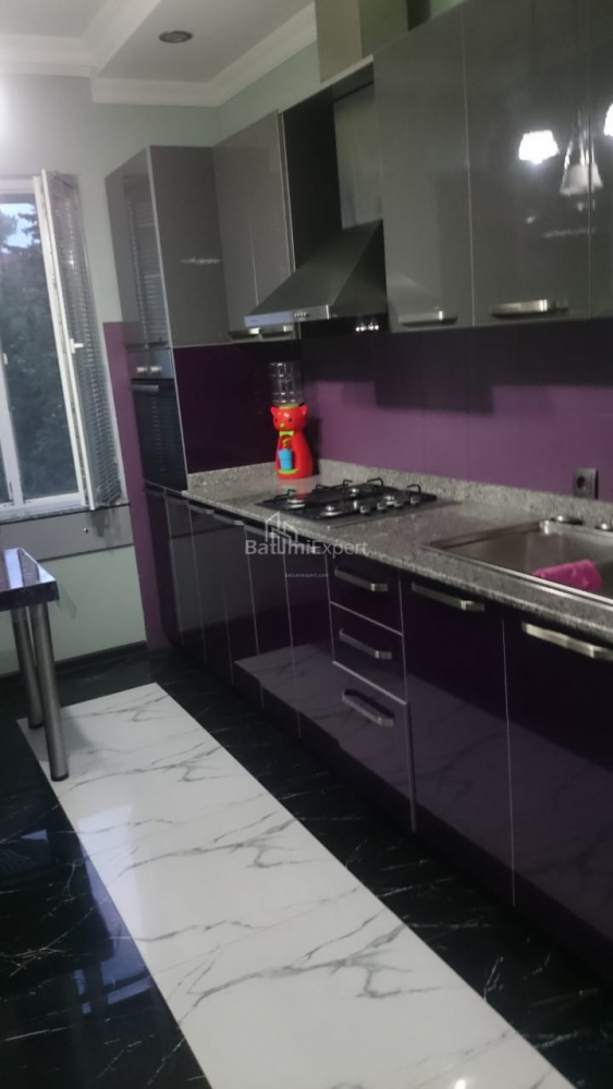 Բնակարան 60 մ² - Շերիֆ Խիմշիաշվիլի, Batumi, Վրաստан