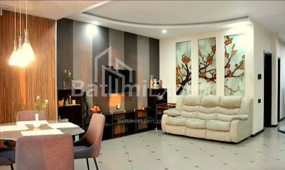 Բնակարան 130 մ² - Շերիֆ Խիմշիաշվիլի, Batumi, Վրաստан