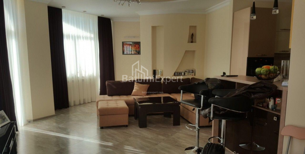 Բնակարան 133 մ² - Ստեֆան Զուբալաշվիլի, Batumi, Վրաստан
