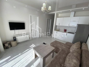 Բնակարան 61 մ² - Նիկո Փիրոսմանի, Բաթումի, Վրաստан