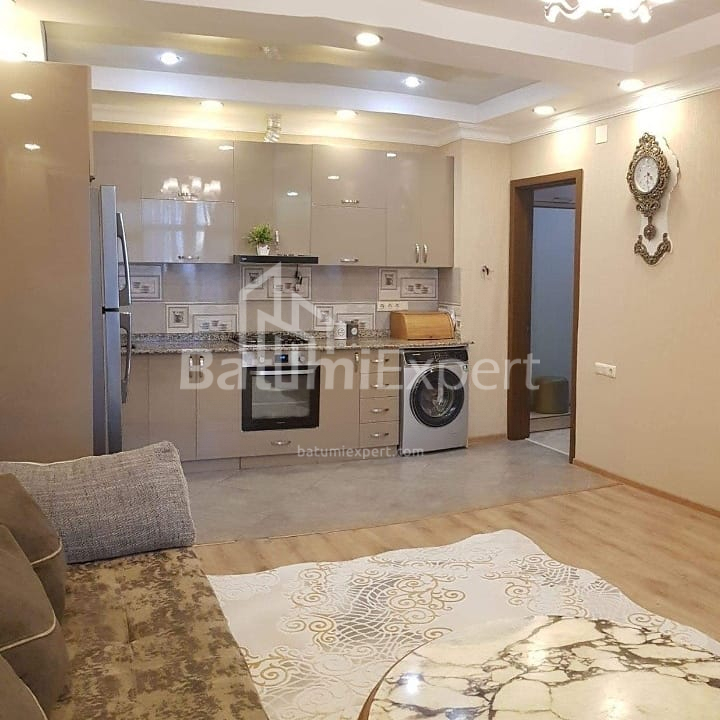Բնակարան 85 մ² - Էքվթիմե Թակաիշվիլի, Batumi, Վրաստан
