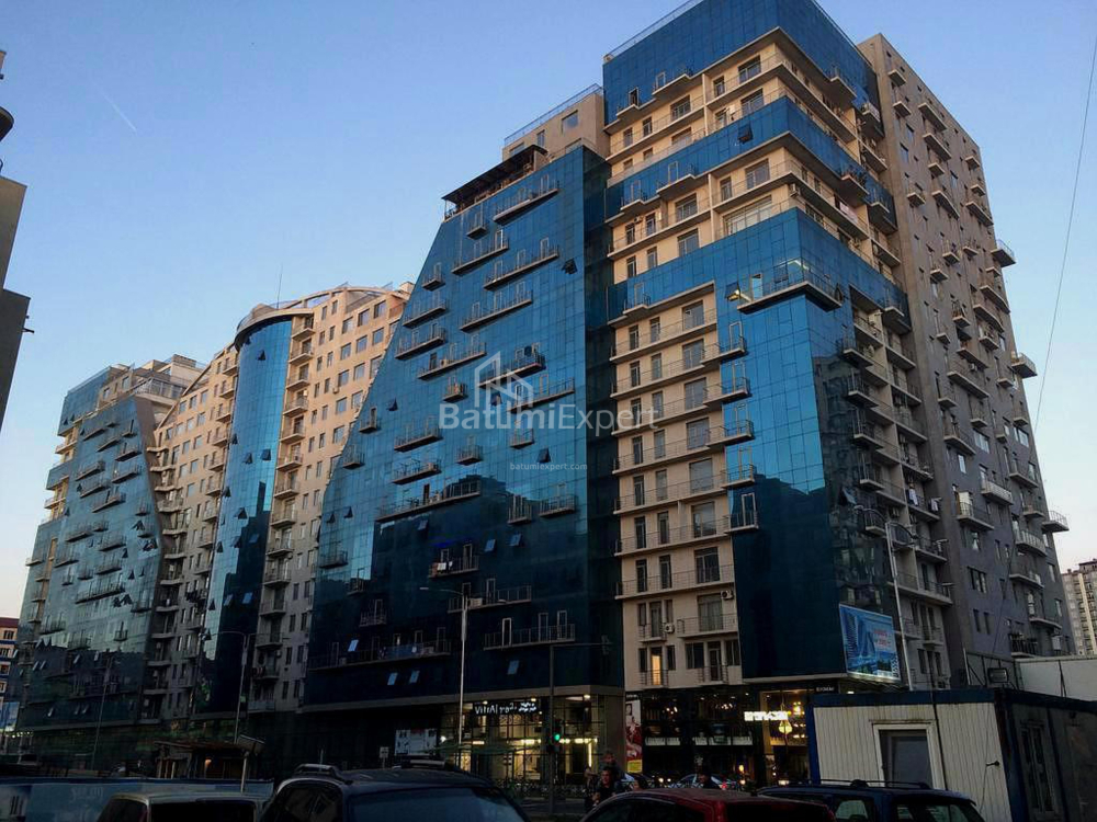 Բնակարան 56 մ² - Շերիֆ Խիմշիաշվիլի, Բաթումի, Վրաստан