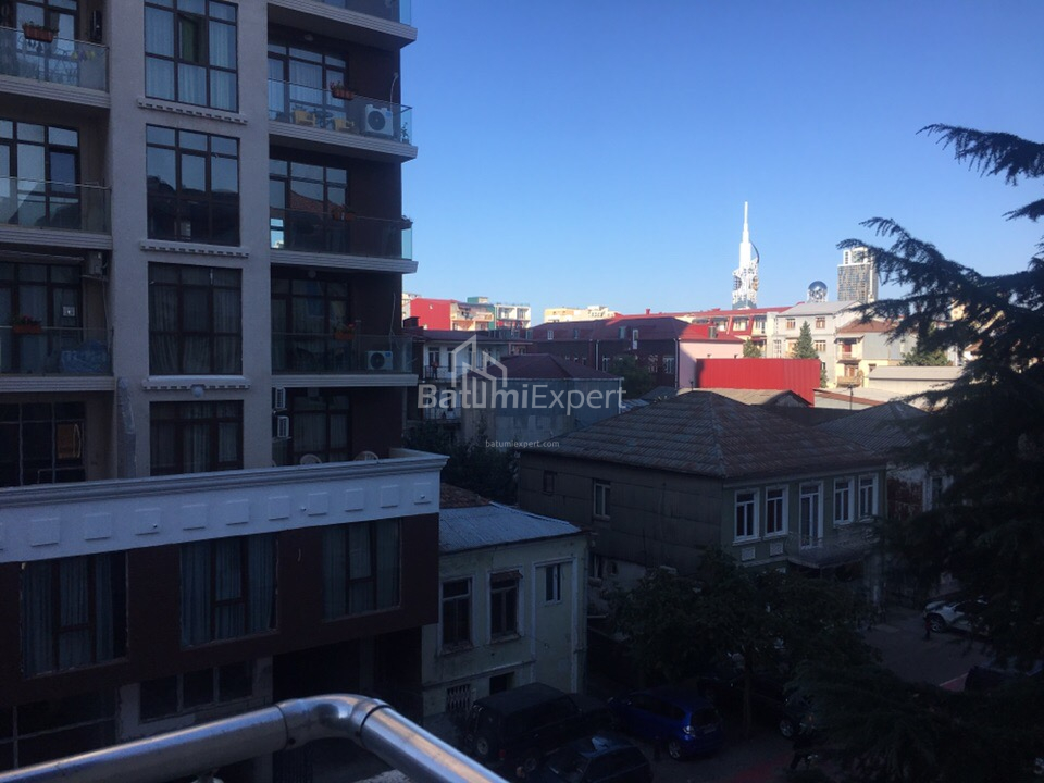 Բնակարան 81 մ² - Փառնվազ թագավոր, Բաթումի, Վրաստан