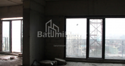 Բնակարան 89.38 մ² - Լեխ և Մարիա Կաչինսկիներ, Բաթումի, Վրաստан