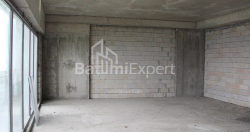 Բնակարան 2-комн 75.9 m² - Լեխ և Մարիա Կաչինսկիներ, Batumi