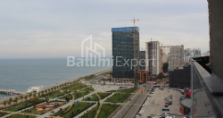 Բնակարան 76.07 մ² - Լեխ և Մարիա Կաչինսկիներ, Բաթումի, Վրաստан