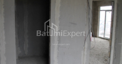 Օբյեկտը կառուցման ընթացքում է 74.8 մ² - Լեխ և Մարիա Կաչինսկիներ, Բաթումի, Վրաստан