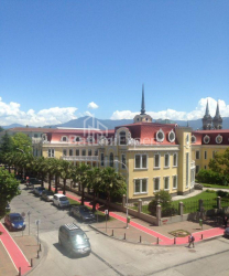 Բնակարան 5-комн 130 m² - Փառնվազ թագավոր, Batumi