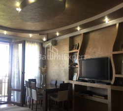 Բնակարան 3-комн 80 m² - Յուրիևսկայա, Batumi
