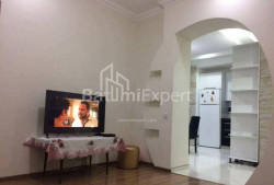 Բնակարան 130 մ² - Շերիֆ Խիմշիաշվիլի, Batumi, Վրաստан