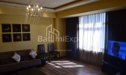 Բնակարան 3-комн 84 m² - Իլյա Ճավճավաձե, Batumi
