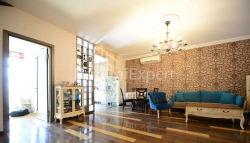 Բնակարան 4-комн 93 m² - Վախթանգ Գորգասալի, Batumi