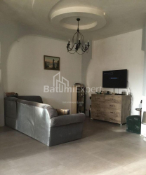 Բնակարան 5-комн 115 m² - Յուրիևսկայա, Batumi