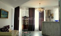 Բնակարան 3-комн 65 m² - Ռուսթավելին, Batumi