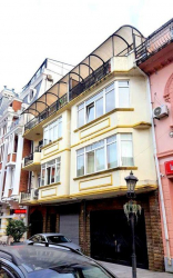 Բնակարան 3-комн 134 m² - Վախթանգ Գորգասալի, Batumi