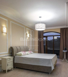 Բնակարան 4-комн 140 m² - Յուրիևսկայա, Batumi