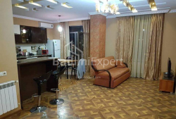 Բնակարան 3-комн 75 m² - Վախթանգ Գորգասալի, Batumi