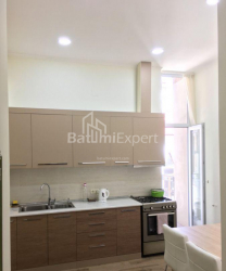 Բնակարան 6-комн 175 m² - Փառնվազ թագավոր, Batumi