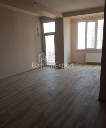 Բնակարան 3-комн 93 m² - Նիկո Փիրոսմանի, Batumi