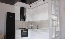 Բնակարան 3-комн 80 m² - Յուրիևսկայա, Batumi