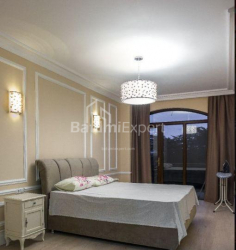 Բնակարան 4-комн 140 m² - Յուրիևսկայա, Batumi