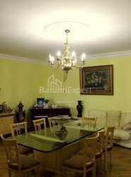 Բնակարան 4-комн 135 m² - Յուրիևսկայա, Batumi