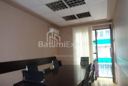 Բնակարան 3-комн 151 m² - Յուրիևսկայա, Batumi