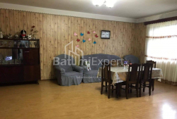 Բնակարան 4-комн 140 m² - Յուրիևսկայա, Batumi