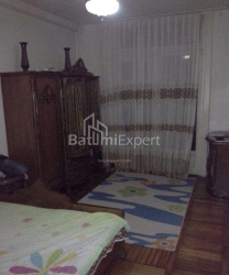 Բնակարան 4-комн 80 m² - Պետրա Մելիքիշվիլի, Batumi