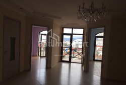 Բնակարան 3-комн 74 m² - Յուրիևսկայա, Batumi