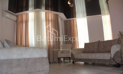 Բնակարան 3-комн 80 m² - Զուրաբա Գորգիլաձե, Batumi