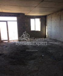 Բնակարան 3-комн 63 m² - Գեորգի Լեոնիձե, Batumi