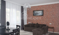 Բնակարան 3-комн 66 m² - Յուրիևսկայա, Batumi