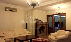 Բնակարան 140 մ² - Փառնվազ թագավոր, Batumi, Վրաստан