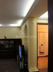 Բնակարան 5-комн 140 m² - Փառնվազ թագավոր, Batumi
