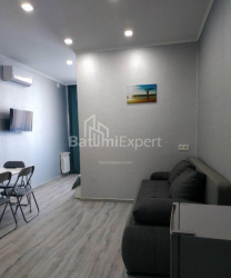 Բնակարան 35 մ² - Նիկո Փիրոսմանի, Բաթումի, Վրաստан