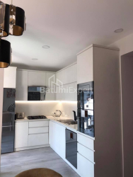 Բնակարան 4-комн 130 m² - Վաժա-Փշավելա, Batumi