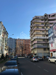 Բնակարան 6-комн 380 m² - Զուրաբա Գորգիլաձե, Batumi
