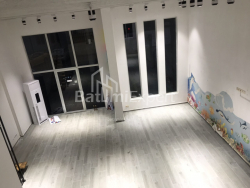 Գրասենյակ 130 մ² - Էքվթիմե Թակաիշվիլի, Բաթումի, Վրաստан