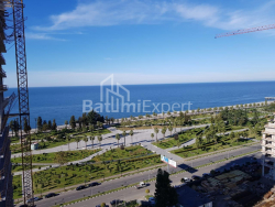 Բնակարան 3-комн 55.7 m² - Լեխ և Մարիա Կաչինսկիներ, Batumi