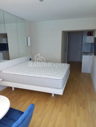 Բնակարան 30 մ² - Շերիֆ Խիմշիաշվիլի, Բաթումի, Վրաստан