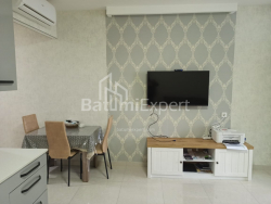 Բնակարան 2-комн 50 m² - Վախթանգ Գորգասալի, Batumi