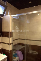Բնակարան 120 մ² - Իլյա Ճավճավաձե, Բաթումի, Վրաստан