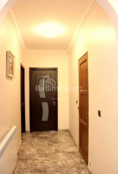 Բնակարան 120 մ² - Իլյա Ճավճավաձե, Բաթումի, Վրաստан