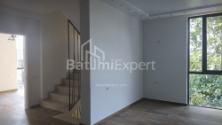 Առանձնատուն 230 մ² - Սվիմոն Կանանելի, Կվարիաթի, Վրաստан