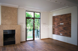 Առանձնատուն 5-комн 230 m² - Սվիմոն Կանանելի, Kvariati