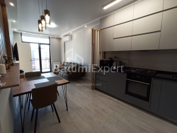 Բնակարան 3-комн 62 m² - Վախթանգ Գորգասալի, Batumi