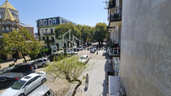 Բնակարան 90 մ² - Կոնստանտին Գամսախուրդիա, Բաթումի, Վրաստан