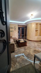 Բնակարան 90 մ² - Կոնստանտին Գամսախուրդիա, Բաթումի, Վրաստан