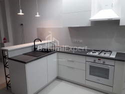 Բնակարան 4-комн 93 m² - Նիկո Փիրոսմանի, Batumi